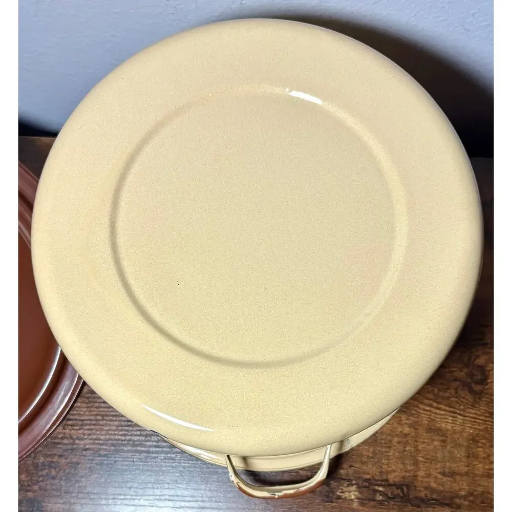 New Vintage 1979 Stock Pot With Lid #1530 Chocolate/Almond Enamel 11Qt 7oz